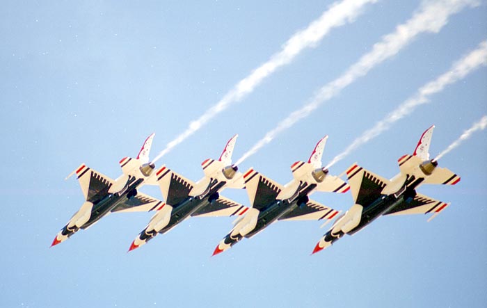 95Thunderbirds002.jpg