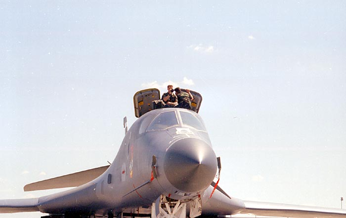 B1B-Lancer5.jpg