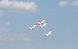 95Tbirds003.jpg