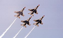 95Tbirds004.jpg