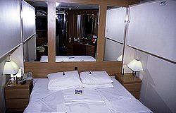 Fset004.jpg